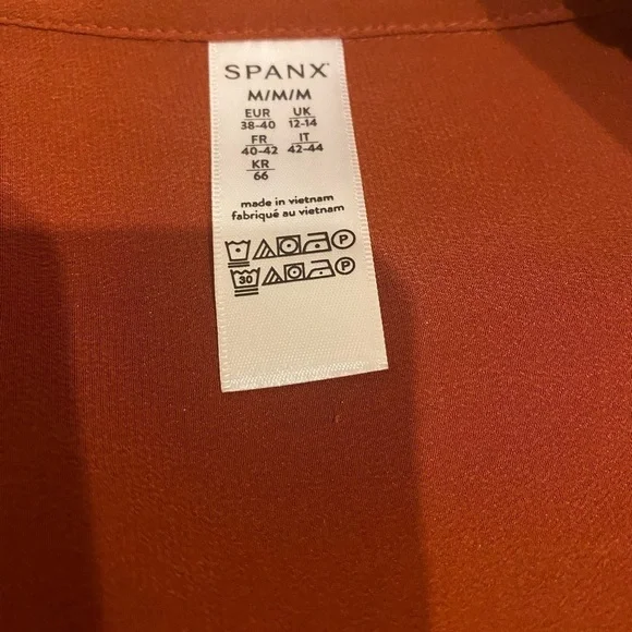 Spanx Button Down Shirt - Picture 4 of 4